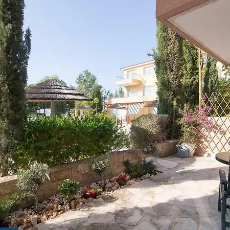 דירה Zero Zero 2 *